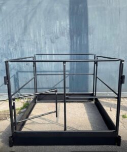 guarda corpo em LEM. Luís Eduardo. Guarda corpo de escada. Guarda corpo altura